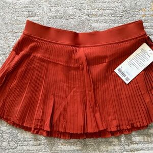 Lululemon Athletica Varsity High-Rise Pleated tennis skirt size 10